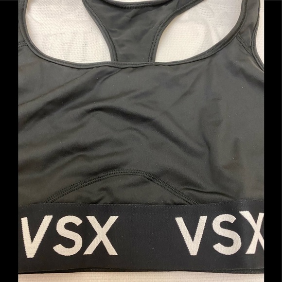 Victoria Sport The Player Racerback Sport Bra NWT - Picture 2 of 7